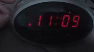 Product Review Durabrand AMFM Digital Alarm Clock Radio CR500 [upl. by Eidas]