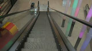 Poland Bydgoszcz Zielone Arkady Shopping Mall 2X escalator [upl. by Temhem]