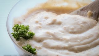 Como Hacer Bechamel Casera para Lasagna o Croquetas  Recetas Italianas [upl. by Kosaka]