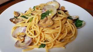 Spaghetti alle Vongole palourdes [upl. by Aipotu]