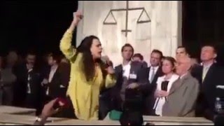 Discurso completo de Janaína Paschoal no Largo São Francisco [upl. by Acherman]