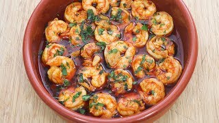 Gambas al pil pil  Receta típica española [upl. by Amek384]