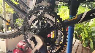 How To Service TruvativFSA ISIS Drive Bottom Bracket [upl. by Ober823]