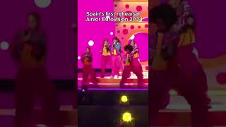 🇪🇸 Spains first rehearsal on Junior Eurovision 2024 Chloe DelaRosa  Como la Lola [upl. by Kristoffer]