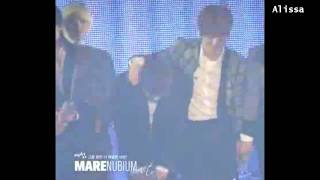 111119 Eunhyuk cutely back hug Donghae  Seoul SS4  EunHae [upl. by Cilla]