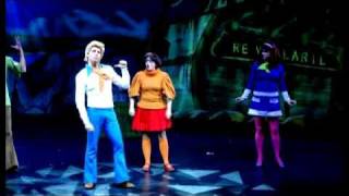 ScoobyDoo  Le spectacle musical à ne pas manquer [upl. by Auohp]