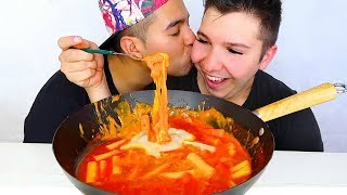 EASY CHEESY SPICY RICE CAKES 떡볶이 • Mukbang amp Recipe [upl. by Ania694]