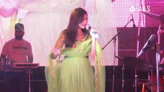 quotMere Dholnaquot by Shreya Ghoshal  AAS Housewives Awards 2012 [upl. by Limay]