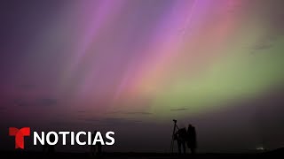 Tormenta magnética produce auroras boreales pero amenaza a telecomunicaciones  Noticias Telemundo [upl. by Reynold595]