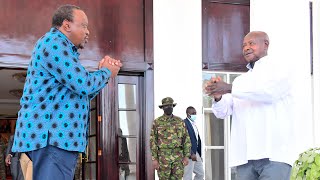 Museveni meets Uhuru Kenyatta at State House Entebbe discuss the EACled Nairobi Peace Process [upl. by Alamap]