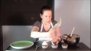 How to Frost a Cupcake Without a Pastry Bag [upl. by Kemeny]