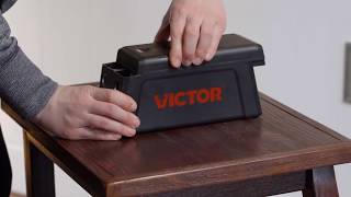 How to Use the Victor® Electronic Rat Trap [upl. by Halpern]