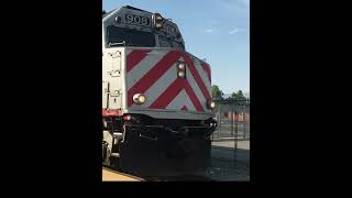 Old Clip Caltrain Arrives at Gilroy [upl. by Odnomor]