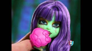 Pub Monster High quotCreateAMonster Design Labquot [upl. by Suzan]