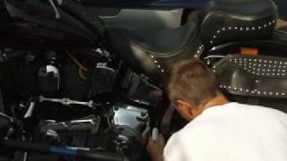 Harley quitschenden Antriebsriemen beseitigen Harley repair squeaking belt Teil 1 [upl. by Solracesoj284]