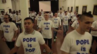 Flash mob POPE IS POP detenuti Ferrara per il Papa [upl. by Violeta]