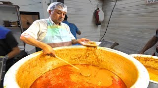 ENTER Curry HEAVEN  Going DEEP for Delhis BEST Street Food  Indian Street Food in Delhi India [upl. by Arakahs]