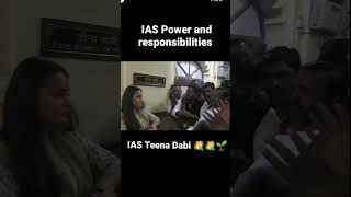 IAS  DM Teena dabi intarection with people iasteenadabi badge99 dm upsc viralshort [upl. by Anagnos]