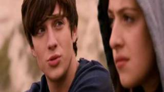 Angus Thongs and Perfect Snogging  Georgia amp Robbie  When Im Kissing You [upl. by Odyssey7]