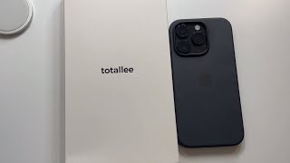 totallee Thinnest Clear iPhone 14 Pro Case unboxing and review [upl. by Sower594]