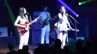 Larkin Poe  Mad as a Hatter  Live TivoliVredenburg Utrecht 2023 [upl. by Daisy]