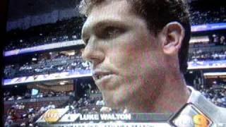 Kobe throws towel at Luke Walton [upl. by Neveda]