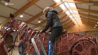 Dressuurles met Joey uit War Horse en Anky van Grunsven [upl. by Brenda]