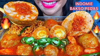 MAKAN INDOMIE BAKSO PEDAS SPICY MEATBALL NOODLES ASMR MASSIVE Eating Sounds [upl. by Blanchette]