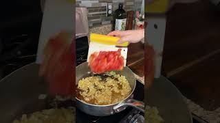 Arroz con polloRice with chicken in one potspanishfoodfoodcookingshortseasyreciperecipe [upl. by Afatsom]