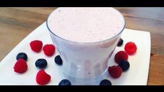 Der Kiwi Erdbeer Protein Shake  leckeres Fitness Rezept [upl. by Anid]