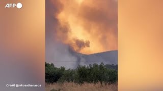 Grecia esplode deposito di munizioni vicino Volos [upl. by Ravahs211]