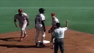 Mickey Morandini makes a diving catch turns an unassisted triple play [upl. by Alekahs964]