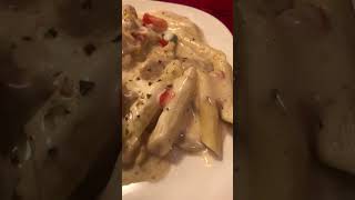 Delicious 😋Creamy Chicken Alfredo 🎉With BERTOLLI ALFREDO SAUCE 😋 ❤️👍 [upl. by Auos]