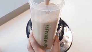 How to make an Herbalife Shake using Herbalife Formula 1 Chocolate Flavor  Herbalife Advice [upl. by Naitsirhc]