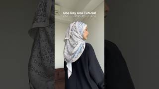 Tutorial Pashmina Motif Menutup Dada [upl. by Touber]