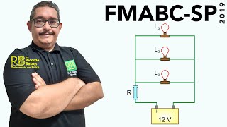 FMABC SP 2019 A figura mostra um circuito elétrico constituído por três lâmpadas idênticas [upl. by Solly669]