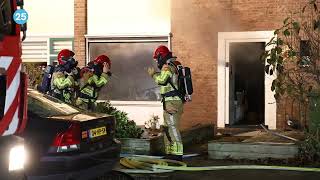 Emmeloord  Vrouw overleden na woningbrand [upl. by Angell]