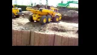 RC CONSTRUCTION SIDE BIG RC ROADWORKER RC TIPPER AND DUMPER AND TRUCKS [upl. by Assilem]