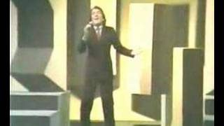 Jose Luis Perales  Canción De Otoño Live 1982 [upl. by Ahsain]