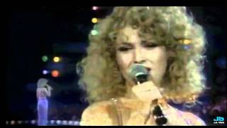 Bernadette Peters  Thank You For Being A Friend 1979 Concert [upl. by Aneelad]