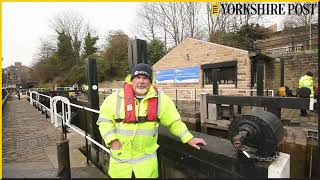 Spring clean time at the UKs deepest single lock the Tuel Lane Lock at Sowerby Bridge [upl. by Pandolfi]