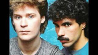 Hall amp Oates  Out Of Touch 12quot Version [upl. by Mascia61]