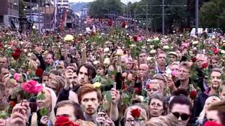 Spontaneous singing of Norways national anthem in Oslo [upl. by Blaine300]