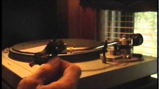 Technics SL D2 Turntable Tonearm Set Up [upl. by Cilegna]