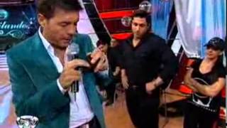 Showmatch 2010  Marcelo quiere regalarle algo a la novia de Tito [upl. by Basir268]