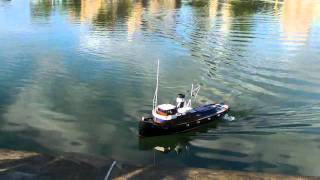 WYNNUM POOL BOATS ROBBIE [upl. by Weigle]