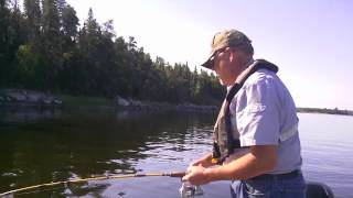 How To Catch Walleye Using A Dropshot Rig [upl. by Miculek]