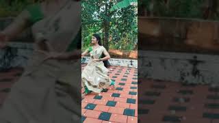 Thulasikathir NulliyeduthuShort Cover DancePadma Shalini [upl. by Nairdna]