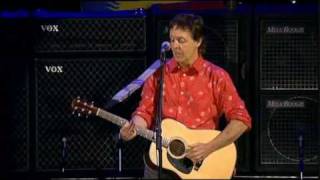 Paul McCartney  Blackbird Live [upl. by Heyer]