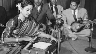 Geeta Dutt Manna Dey  Hindi song in a Bengali film [upl. by Seumas129]